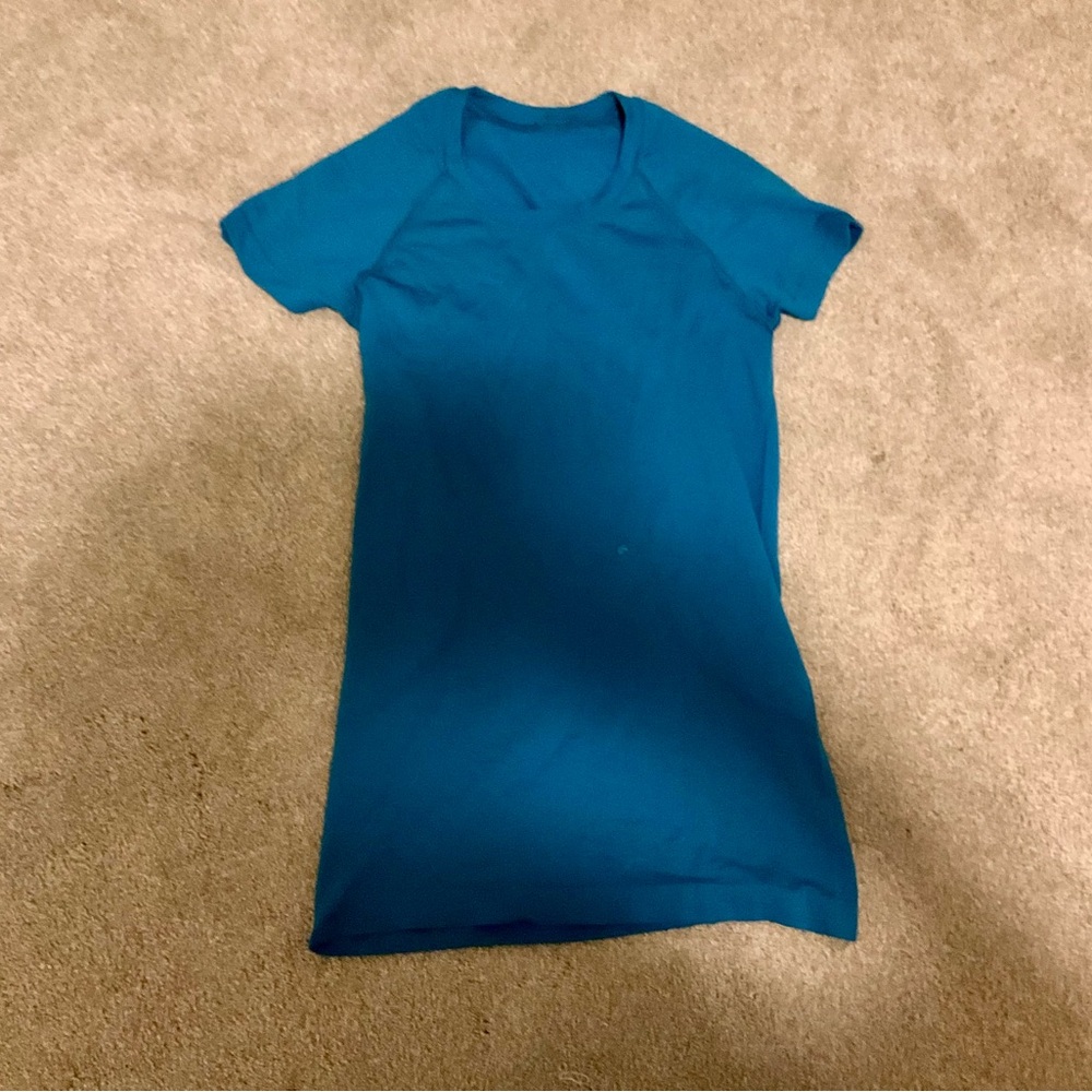 100% authentic teal lululemon swiftly tech!